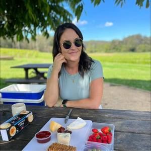 Meet your Posher, Emily